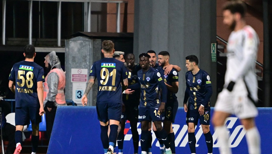 "Kartal düşük irtifada" (8 Nisan 2025 spor manşetleri)