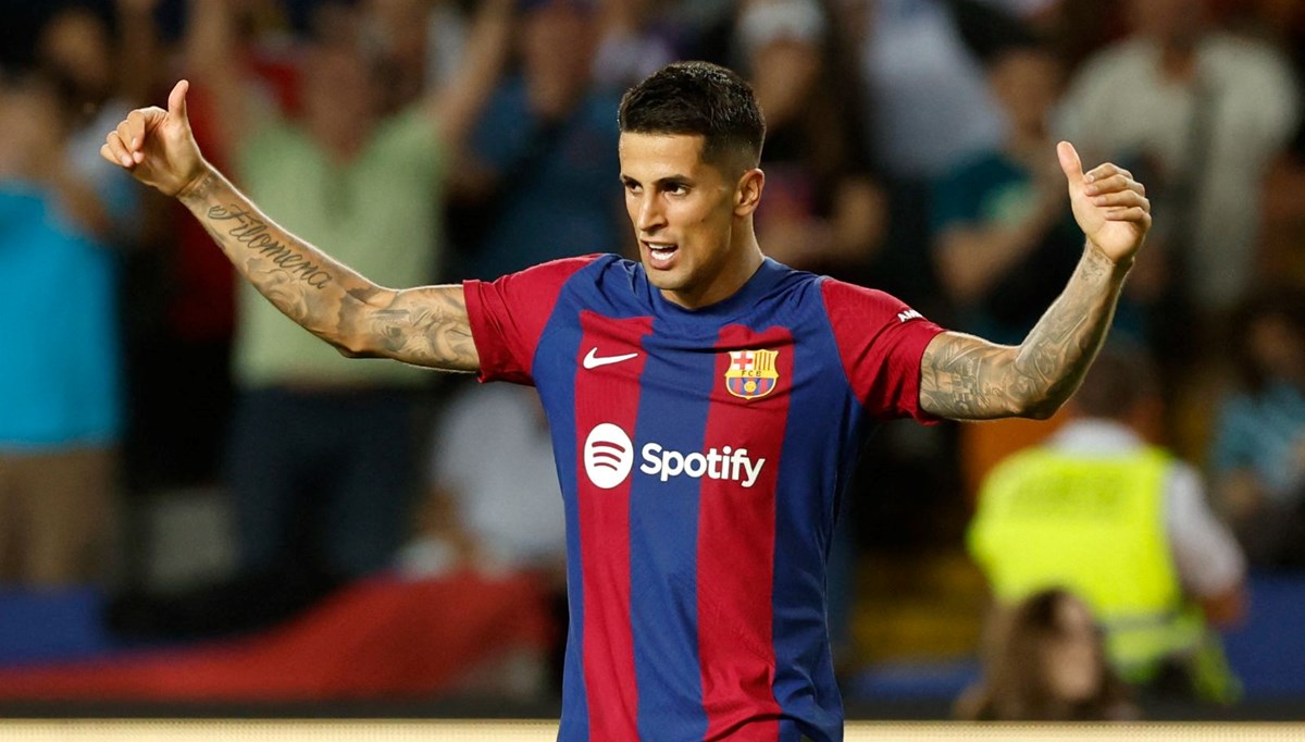 Barcelona'da Cancelo gelişmesi: Bonservisi için Manchester City ile anlaşma sağlandı Barcelona'da Cancelo gelişmesi: Bonservisi için Manchester City ile anlaşma sağlandı