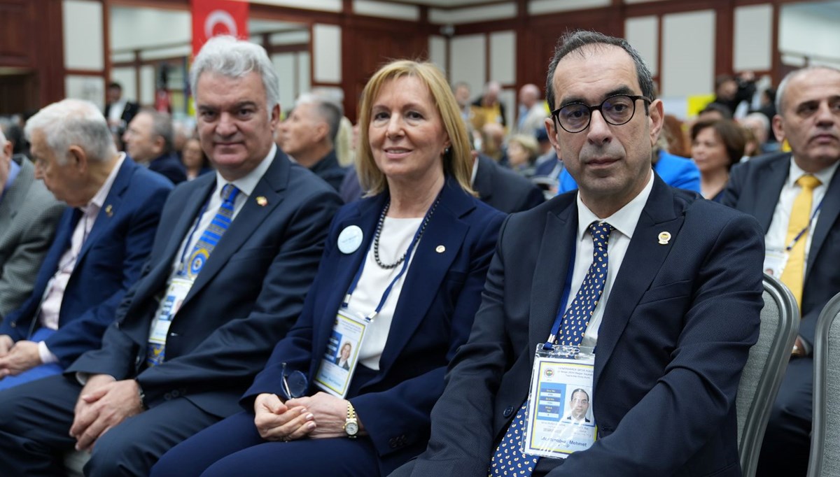 Şekip Mosturoğlu, Fenerbahçe'nin Yüksek Divan Kurulu Başkanı oldu Şekip Mosturoğlu, Fenerbahçe'nin Yüksek Divan Kurulu Başkanı oldu