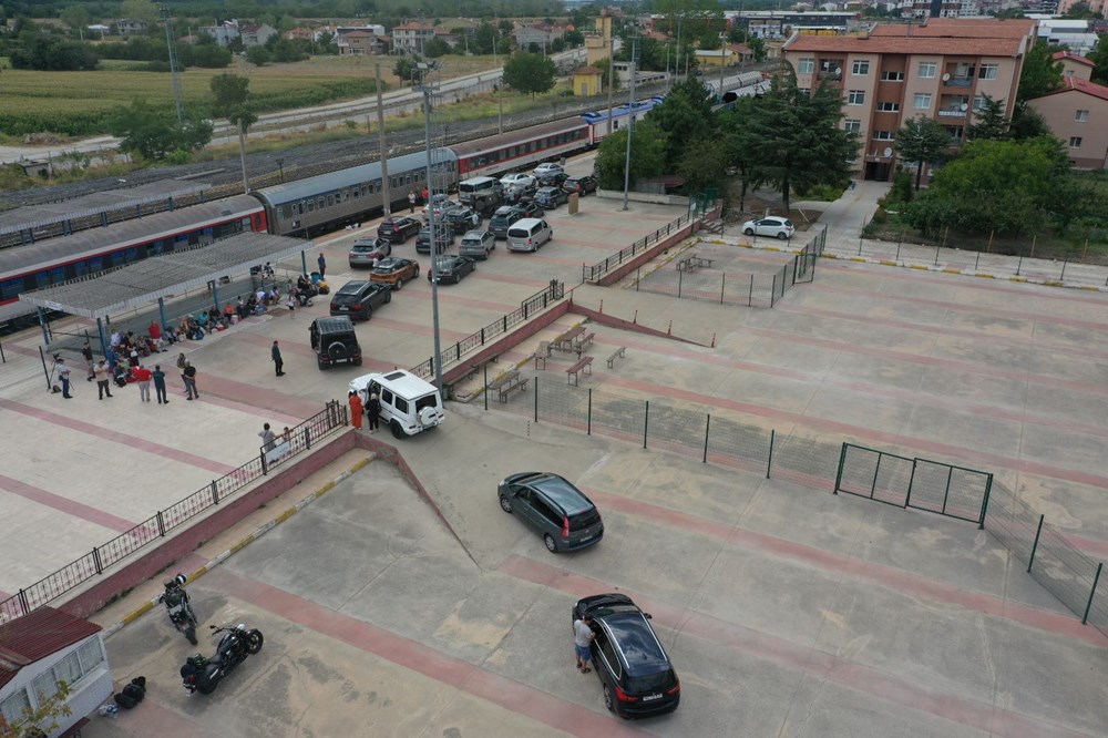 Gurbetçiler arabalı trenle dönüyor | Edirne’den Avusturya’ya 35 saatlik yolculuk - 13