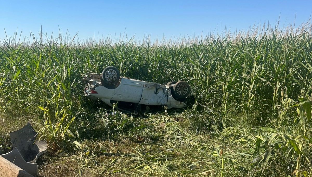 Şanlıurfa'da otomobil devrildi