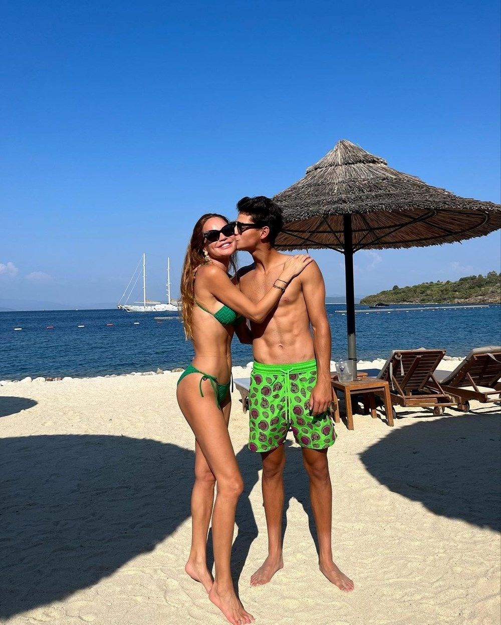 Ebru Şallı'nın oğlu Beren ile paylaşımına yorum yağdı - 4