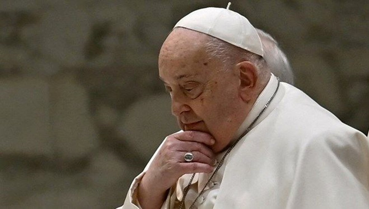 Nostradamus'un Vatikan kehaneti: Papa ölecek, yerine bir Romalı geçecek Nostradamus'un Vatikan kehaneti: Papa ölecek, yerine bir Romalı geçecek