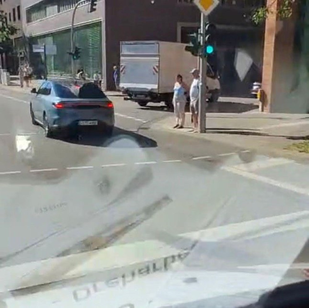 Togg T10F'te bir ilk... Alman plakası takıldı - 4