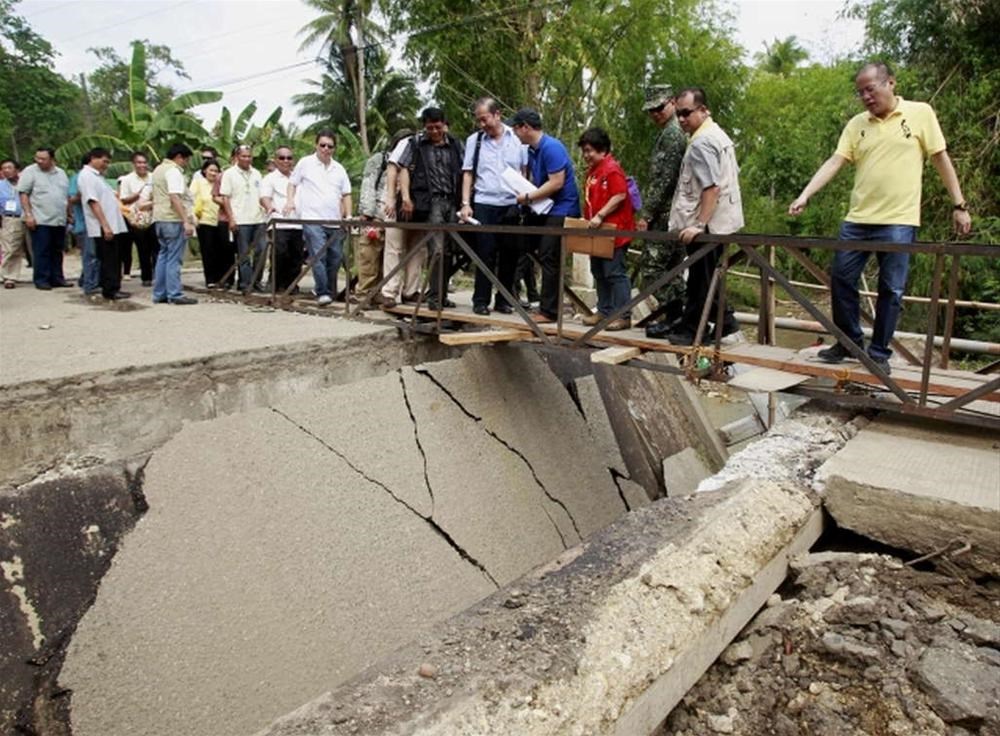 Deprem Filipinler'i vurdu - 21