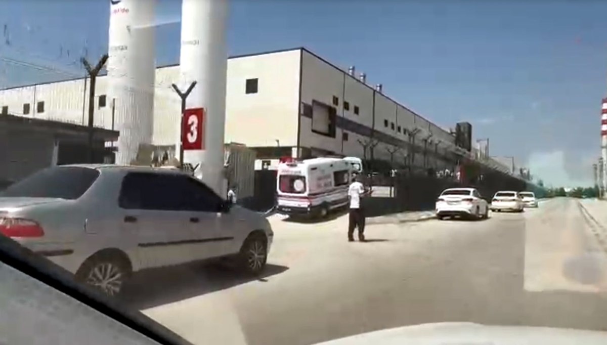Lityum fabrikasında gaz sızıntısı: İki işçi öldü Lityum fabrikasında gaz sızıntısı: İki işçi öldü