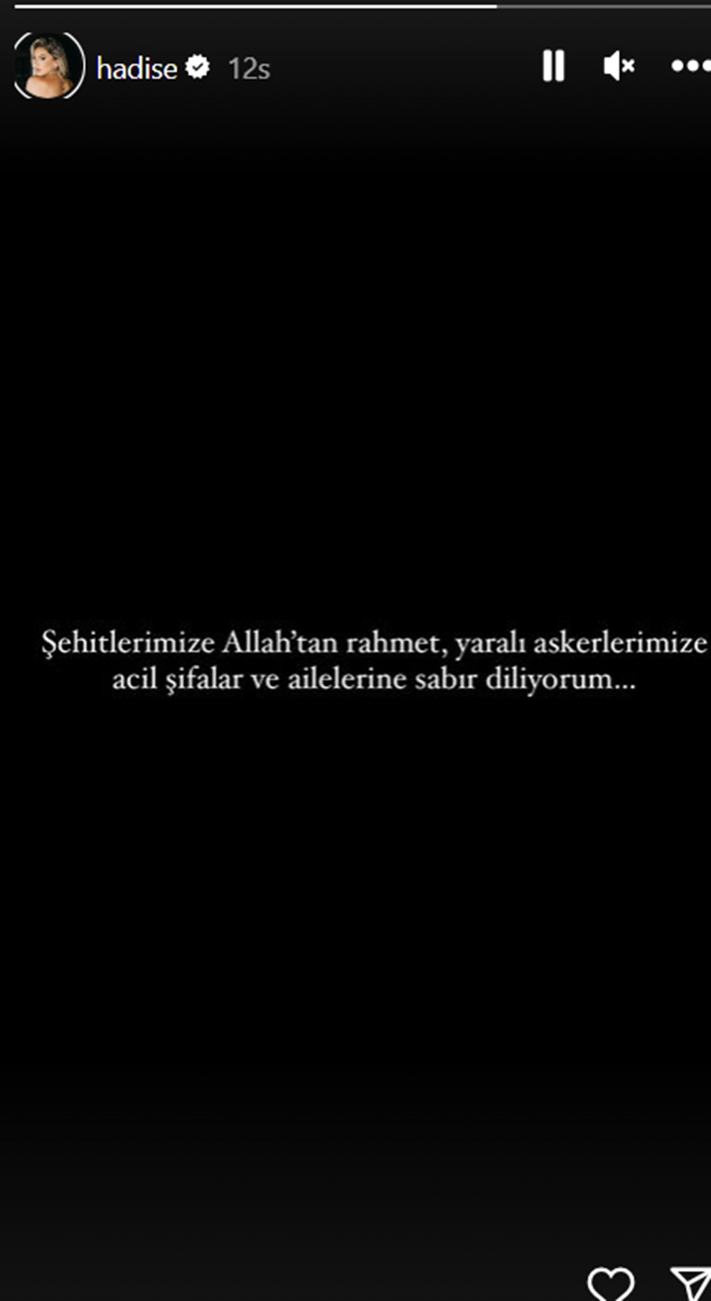 Ünlü isimlerden hain saldırı sonrası taziye mesajları: Milletimizin başı sağ olsun - 5