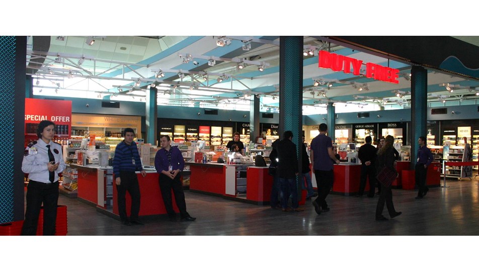 Atatürk Havaalanı’nda ‘Free Shop’lara baskın