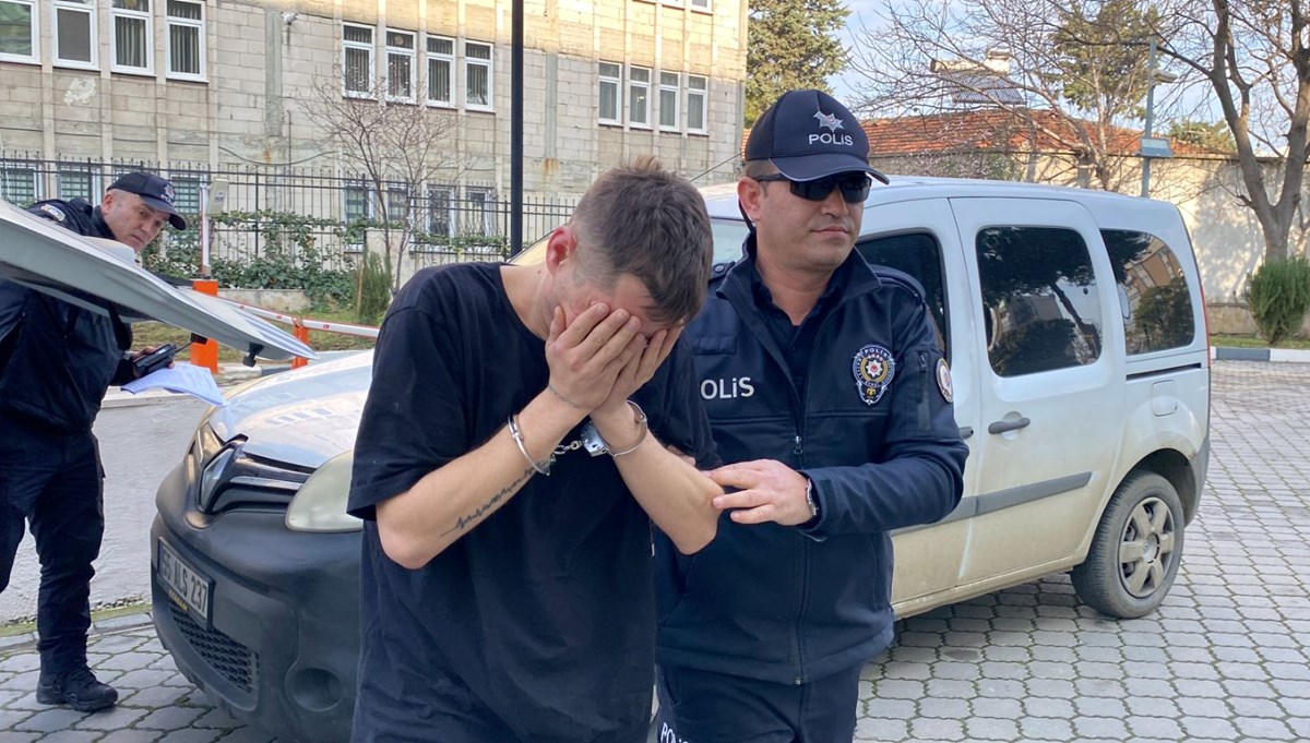Eşinin otomobille götürüp dövdü! Genç kadın canlı konumla kurtuldu Eşinin otomobille götürüp dövdü! Genç kadın canlı konumla kurtuldu