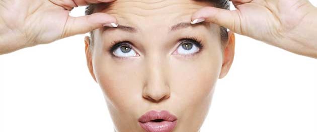 Почему дергается глаз. Нижняя века глаза дергается. Дергается левое верхнее веко примета у женщин. Дергается левое верхнее веко примета у женщин. Левый глаз чешется примета.