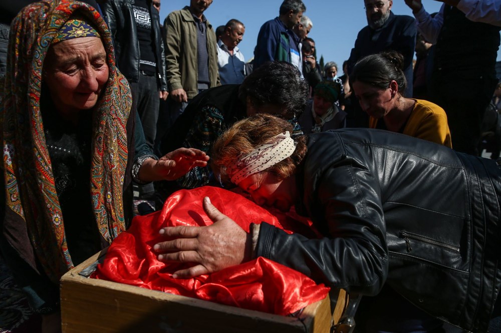 Hain saldırının küçük kurbanları: Cenazede gözyaşları sel oldu - 11