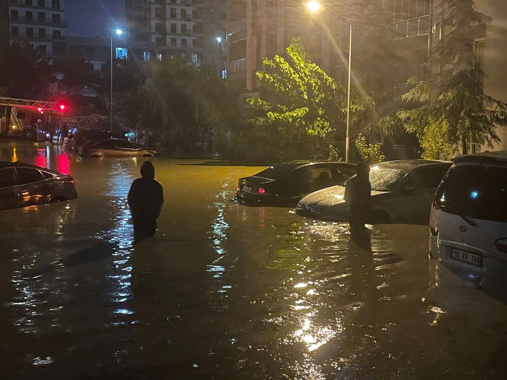 أمطار غزيرة في إسطنبول: فيضانات في أرناؤوط كوي وباشاك شهير - 11