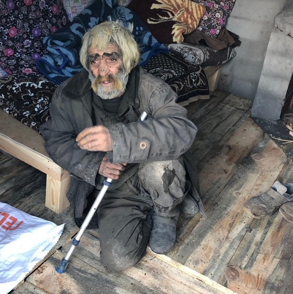40 yıldır mağarada yaşayan adam kulübeye taşındı - 2