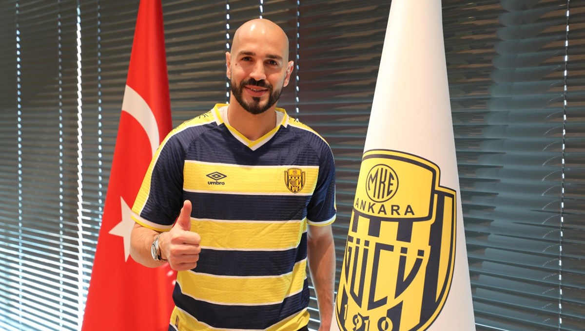 MKE Ankaragücü, İtalyan futbolcu Riccardo Saponara'yı transfer etti