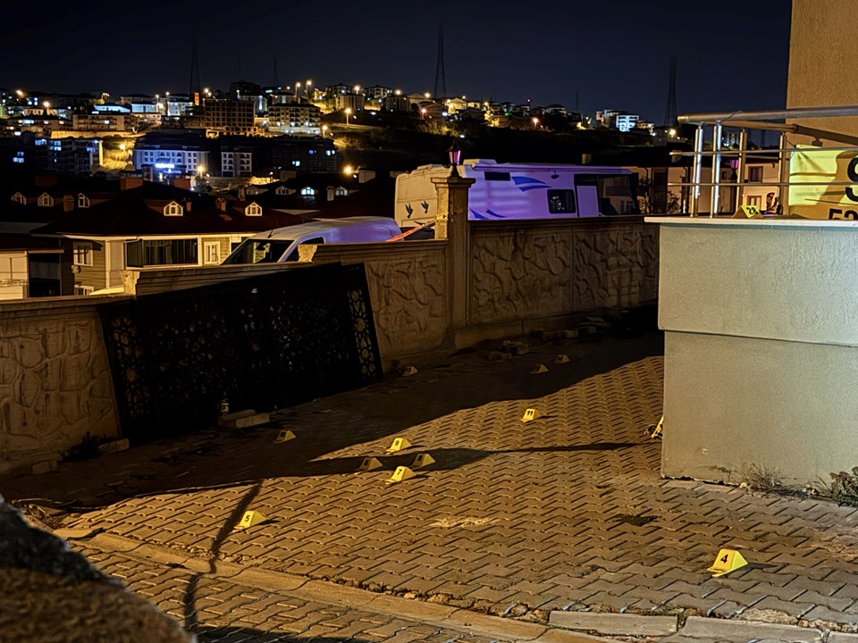 Sakarya'da kanlı gece: Komşuların kavgasında 5 kişi öldü - 1