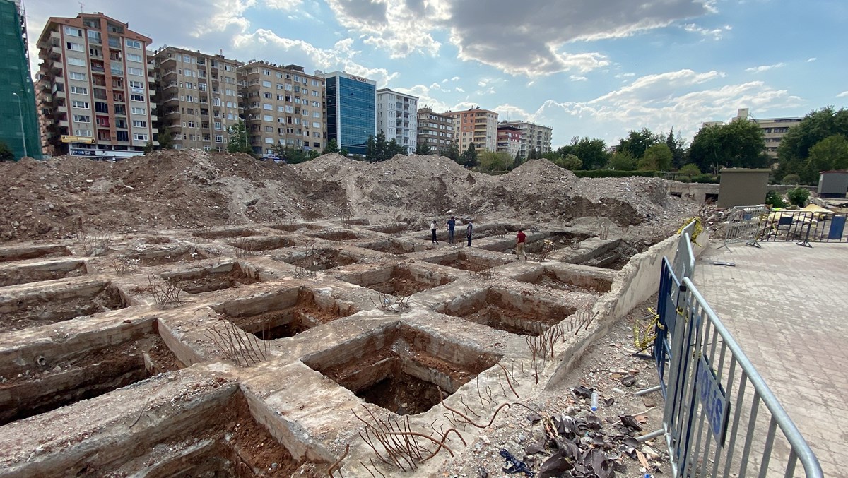 Galeria Sitesi, 89 kişiye mezar olmuştu Galeria Sitesi, 89 kişiye mezar olmuştu