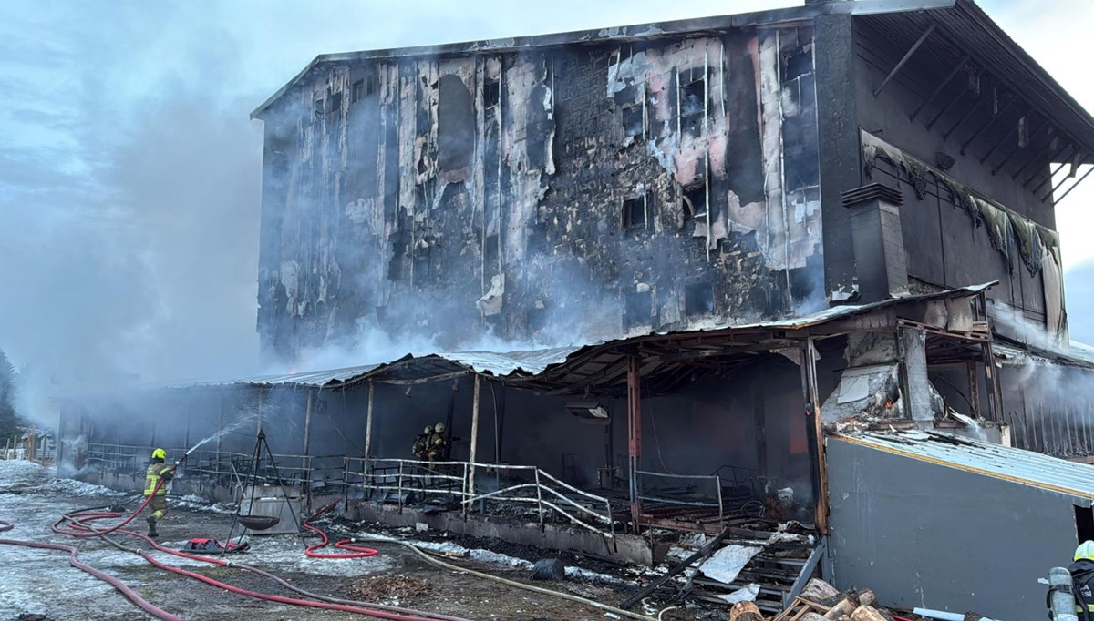 Uludağ'daki otel yangınında can kaybı 2'ye yükseldi: Şampiyon kayakçı Berkin Usta hayatını kaybetti