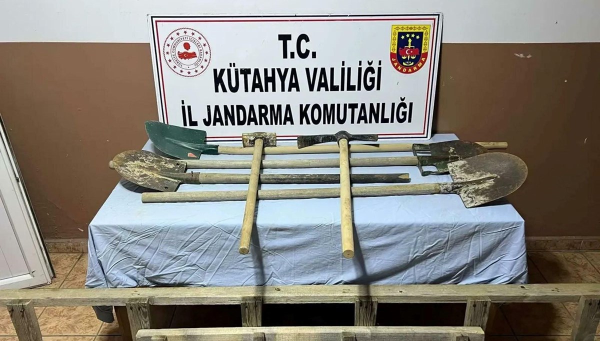 Kütahya'da kaçak kazı yapan iki kişi yakalandı