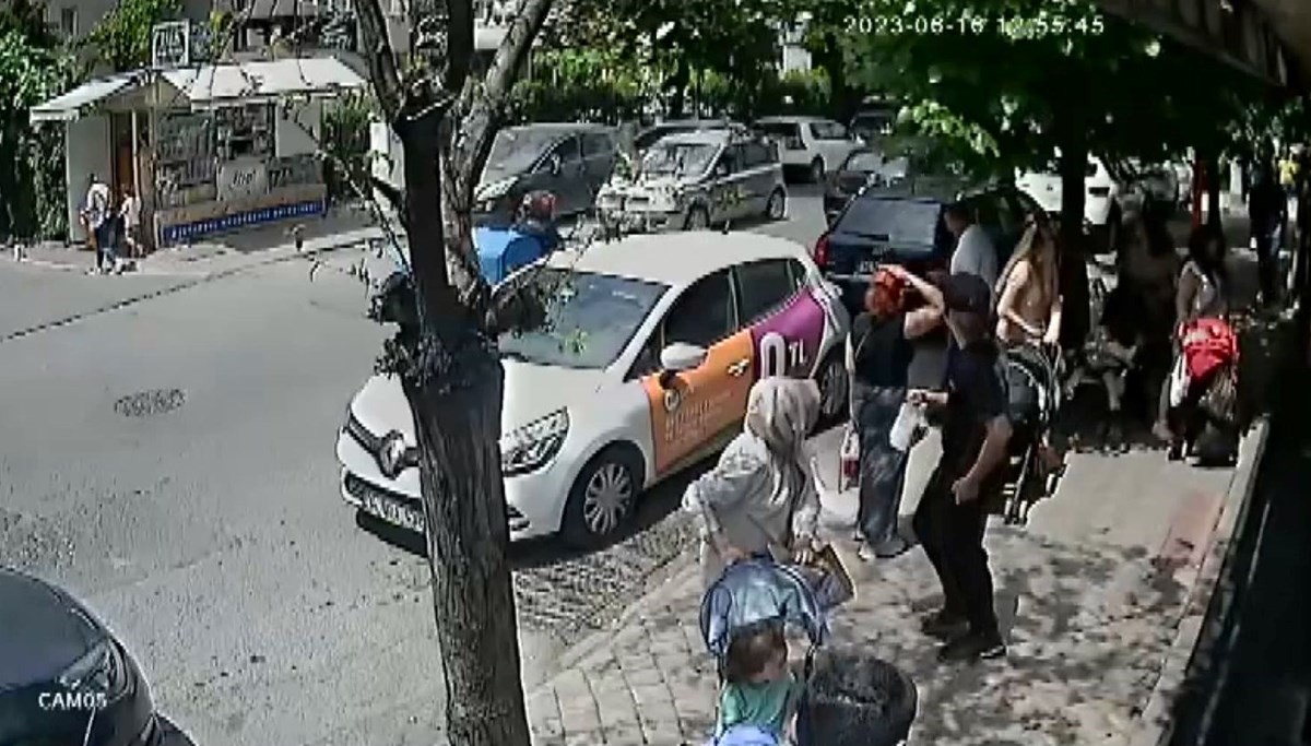 Esenyurt'ta bebek arabalı kadınlara taciz iddiası Esenyurt'ta bebek arabalı kadınlara taciz iddiası