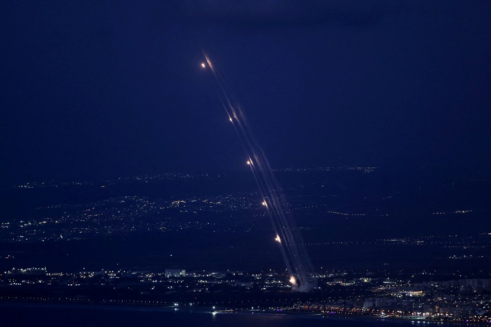 Lübnan'ın güneyinden kaçış: İsrail bombardımanı binlerce kişiyi yerinden etti - 2