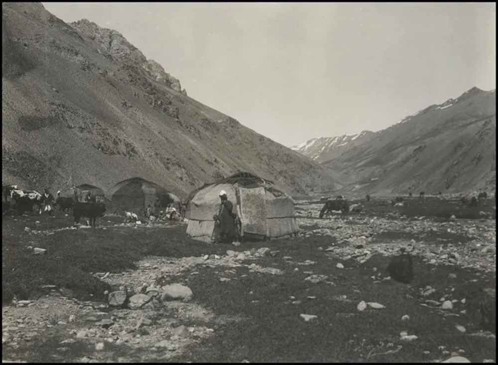 Bilim kurgu değil Türk boylarının 111 yıllık fotoğrafları. Gizemli heykeller, gelişmiş aletler, tanıdık kıyafetler (106 fotoğrafla gizemli Türk tarihi) - 70