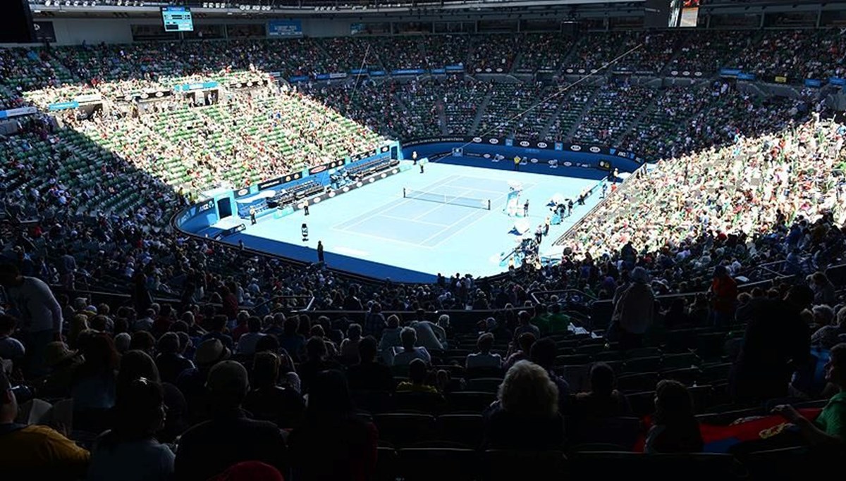 Avustralya Açık'ta Covid-19'a yakalanan tenisçiler turnuvaya devam edebilecek