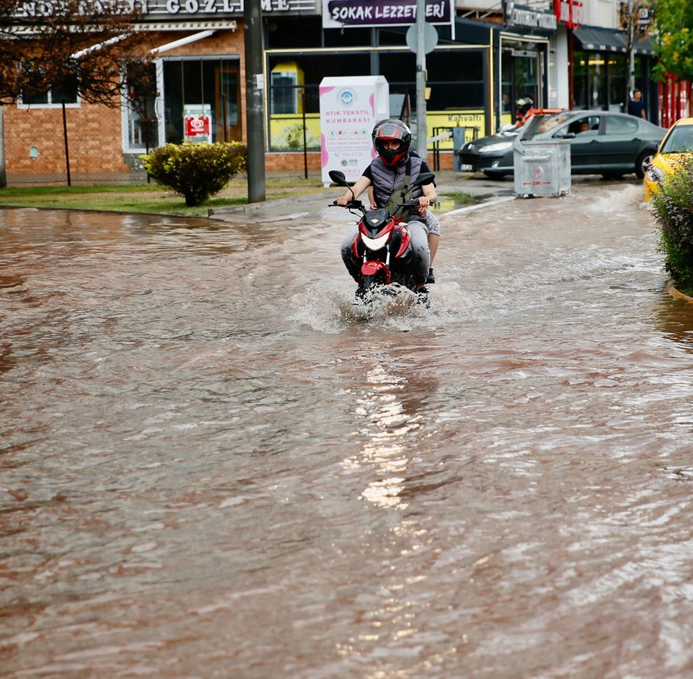 Eskişehir, Bilecik ve Bursa'yı sağanak vurdu: Bir kişi yaşamını yitirdi - 14