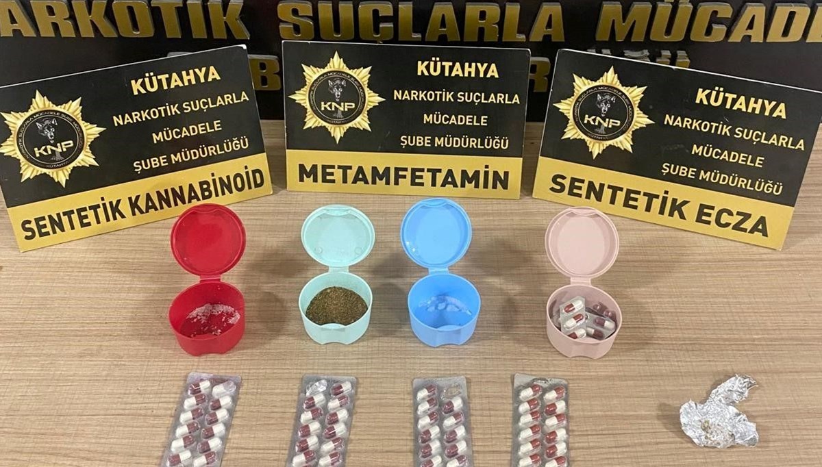 Kütahya'da uyuşturucu operasyonu: 8 tutuklama Kütahya'da uyuşturucu operasyonu: 8 tutuklama