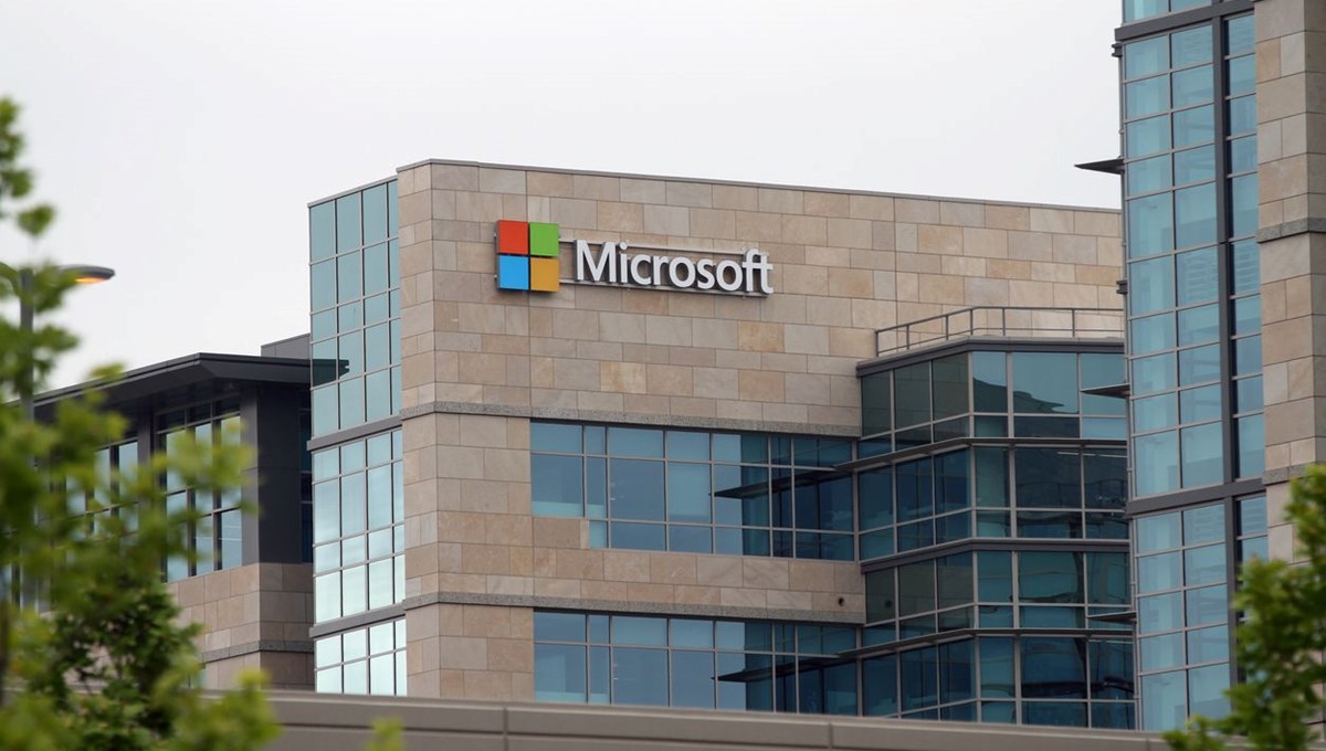 Microsoft'tan Polonya'ya 700 milyon dolarlık yatırım