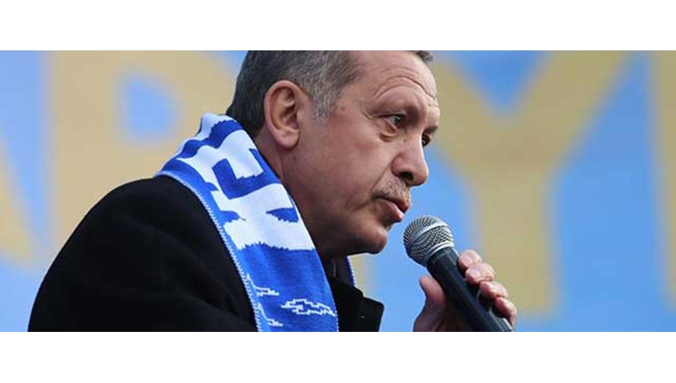 AB Türkiye ile müzakereleri durdurmalı'