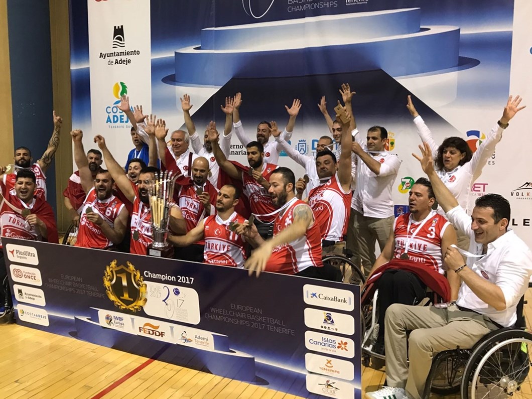 Tekerlekli Sandalye Basketbol Takimimiz Avrupa Sampiyonu Oldu Ntv