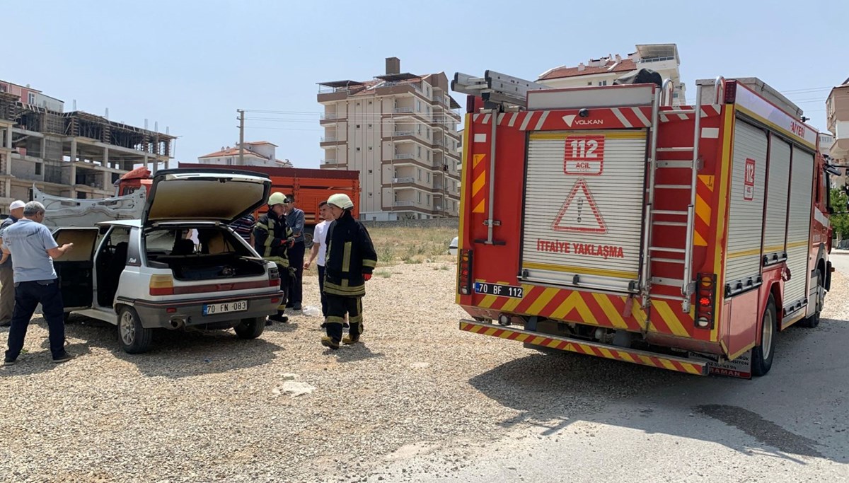 Karaman'da park halindeki otomobil yandı