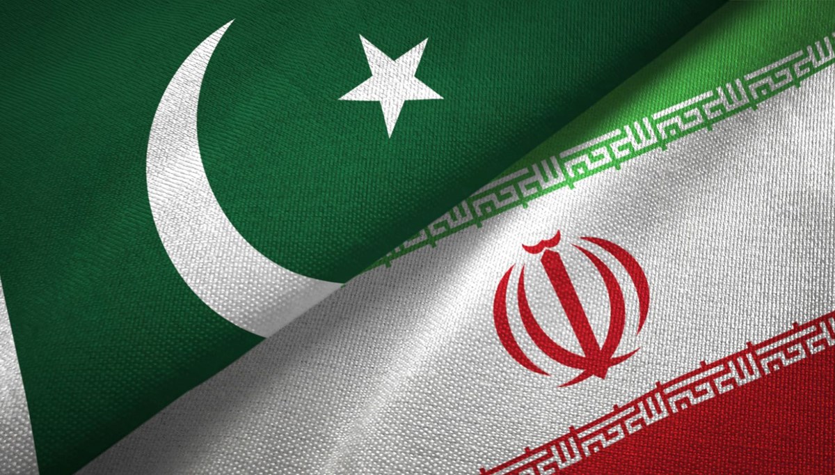 İran'ın Pakistan sınırında silahlı saldırı: 9 Pakistanlı öldü İran'ın Pakistan sınırında silahlı saldırı: 9 Pakistanlı öldü