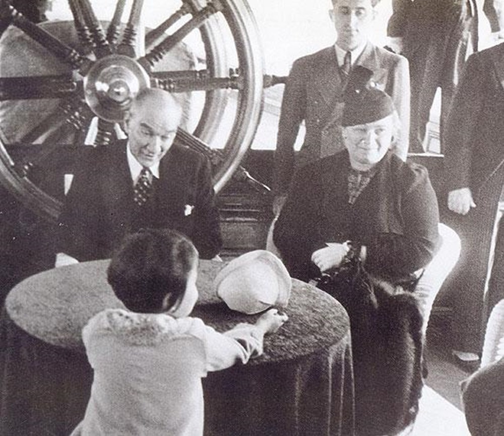Atatürk'ün çocuk sevgisi - 69