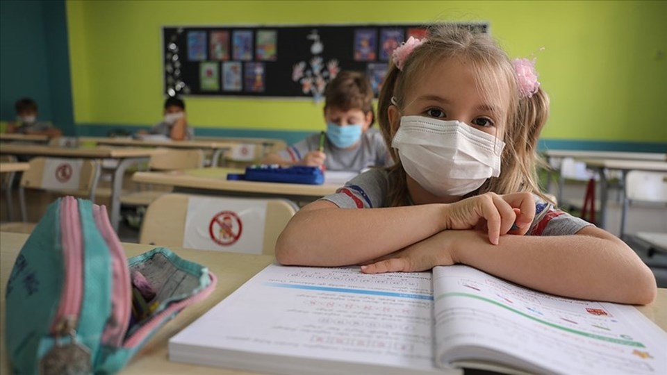 Okullarda maske takmak zorunlu mu? Sağlık Bakanı Koca açıkladı! (2022-2023 eğitim öğretim yılı) - 1