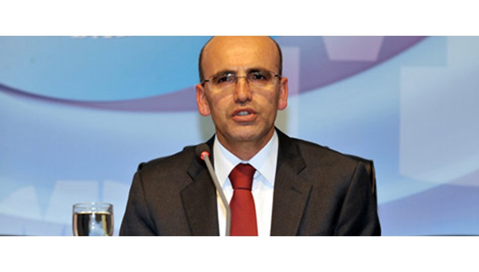 Bütçe Mart'ta 6.1 milyar lira açık verdi