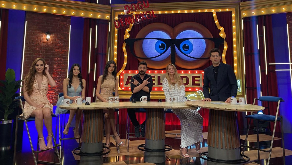 Doğu Demirkol İle Alelade Show'un yeni bölüm konukları: Tuba Ünsal, Oğuzhan Uğur, Selin Erberk Gurdikyan, Aleyna Şirin ve Nursena Say