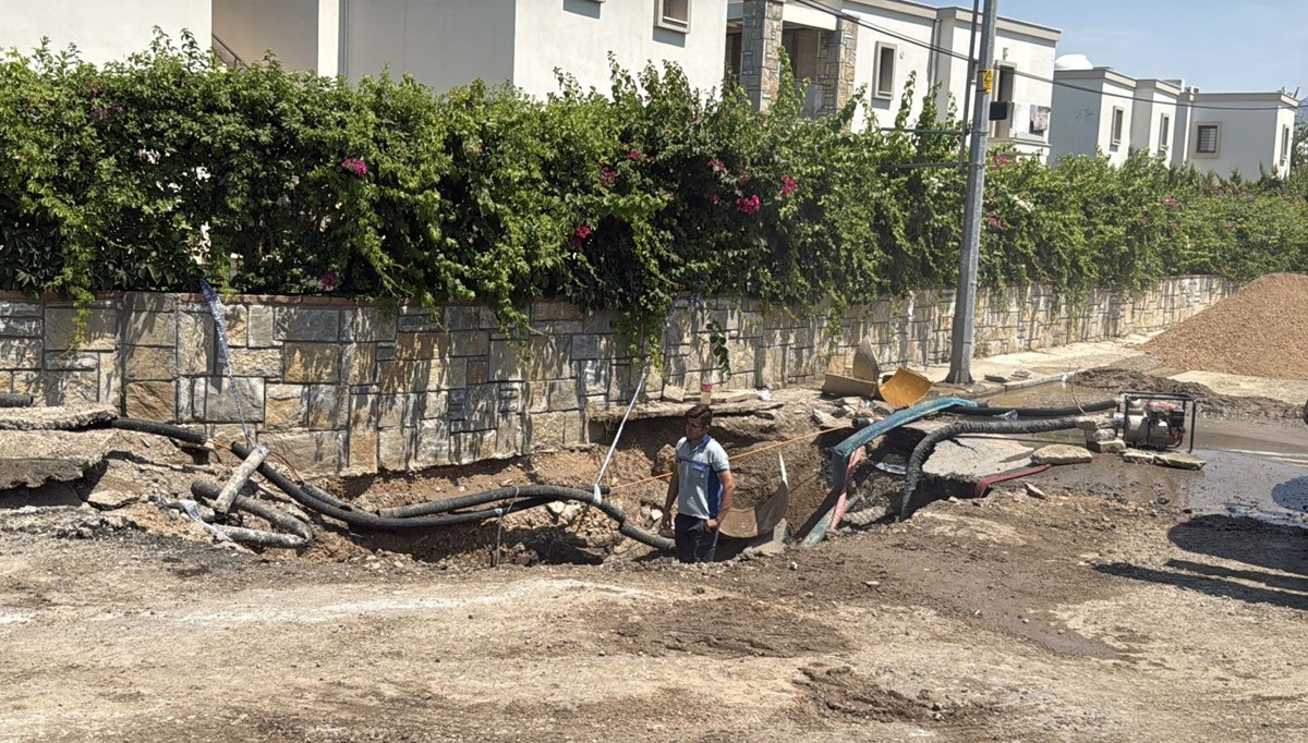 Ana su isale hattı patladı
