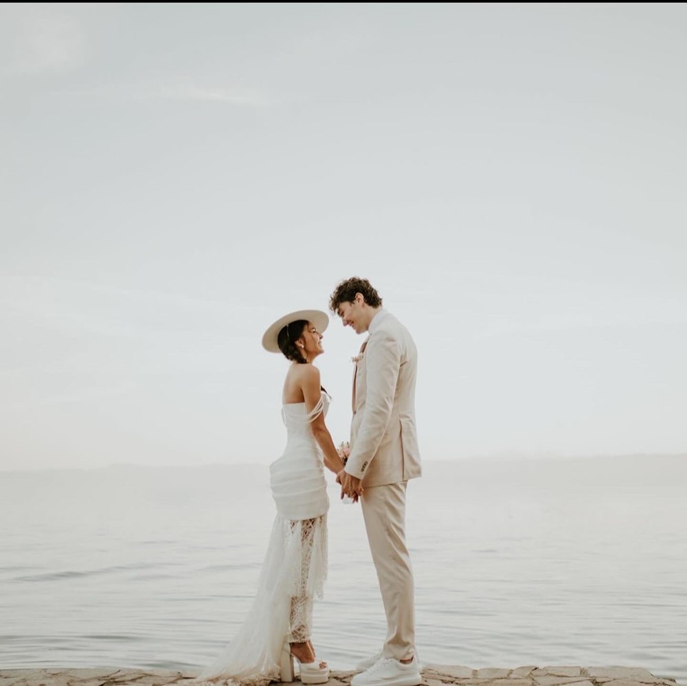 Cedi Osman'dan eşi Ebru Şahin'e romantik kutlama - 2