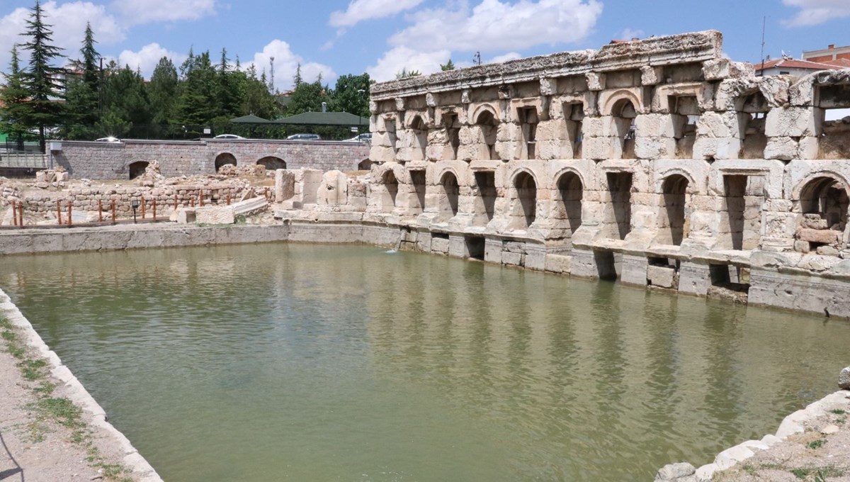 Yozgat'taki Roma Hamamı ziyarete açıldı