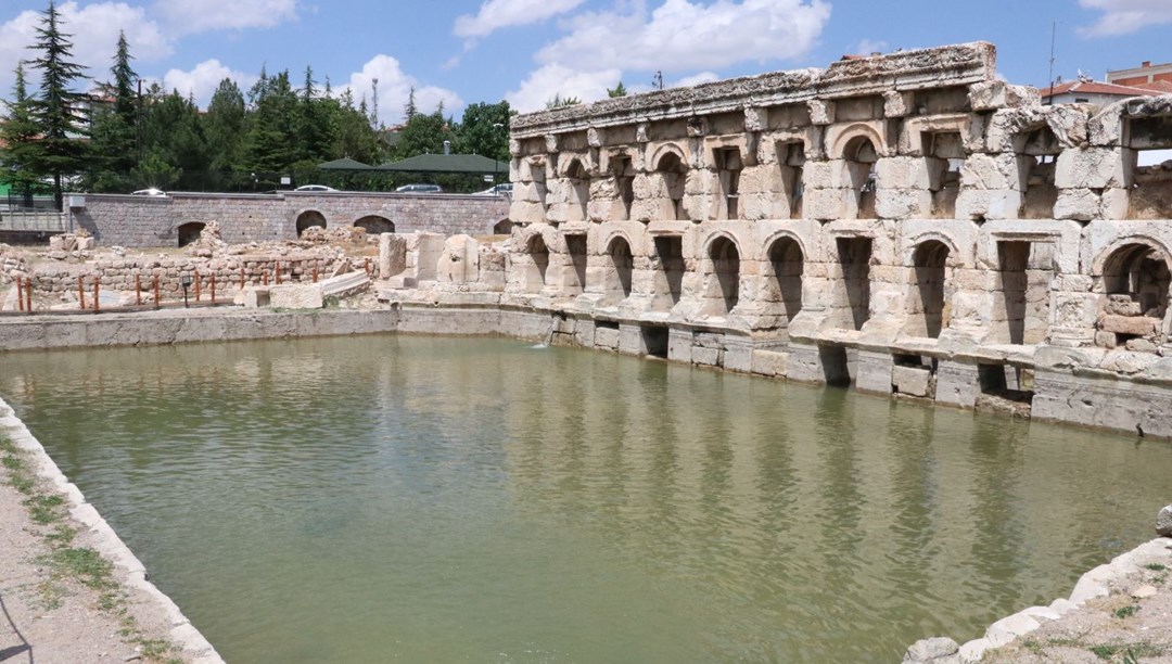 Yozgat'taki Roma Hamamı ziyarete açıldı