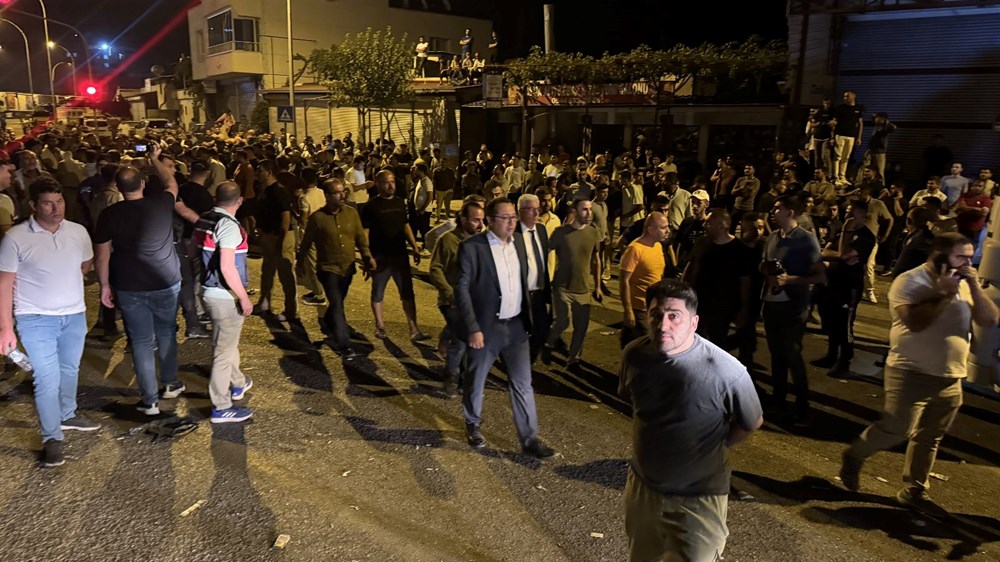Tırın çarptığı genç öldü, mahalleli yolu kapattı - 4