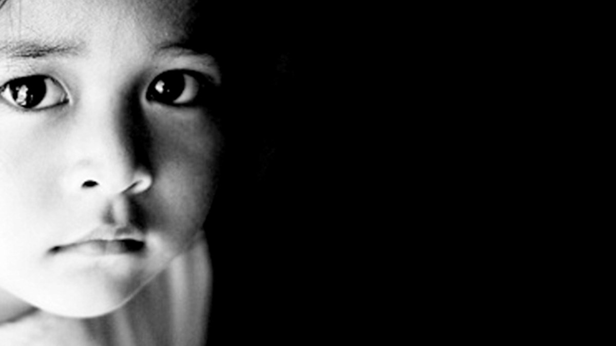 Korkan Cocuga Nasil Davranmali