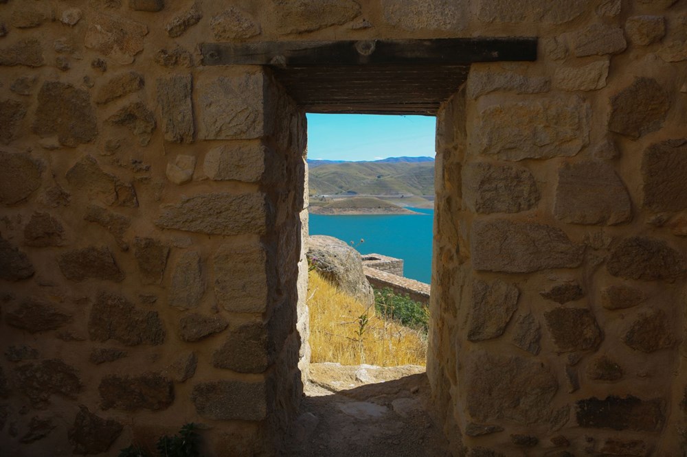 Tunceli'de 2 bin 800 yıllık tarihi Pertek Kalesi göz kamaştırıyor - 13