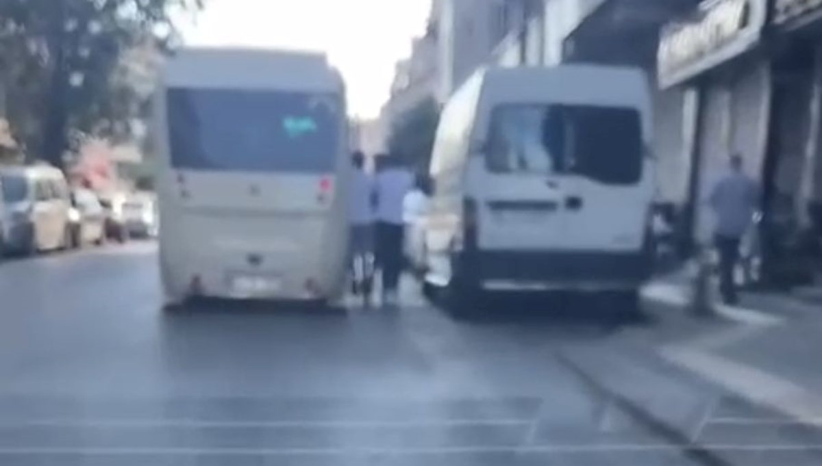 İstanbul’da gençlerin tehlikeli yolculuğu İstanbul’da gençlerin tehlikeli yolculuğu