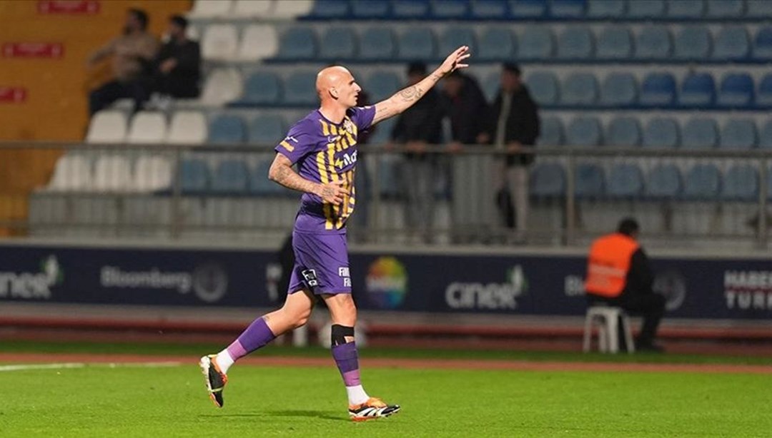 Eyüpspor'da Jonjo Shelvey ile yollar ayrıldı