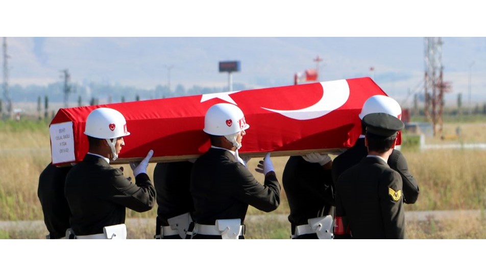 SON DAKİKA: Kuzey Irak'ta 1 asker şehit