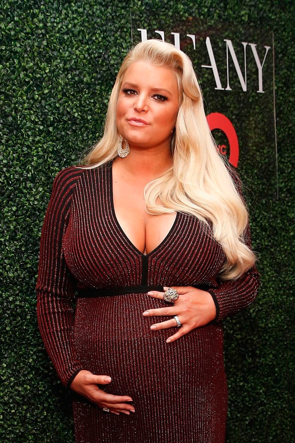 Jessica Simpson'dan ilginç ayak paylaşımı (10 Year Challenge akımına katılan ünlü isimler) - 1