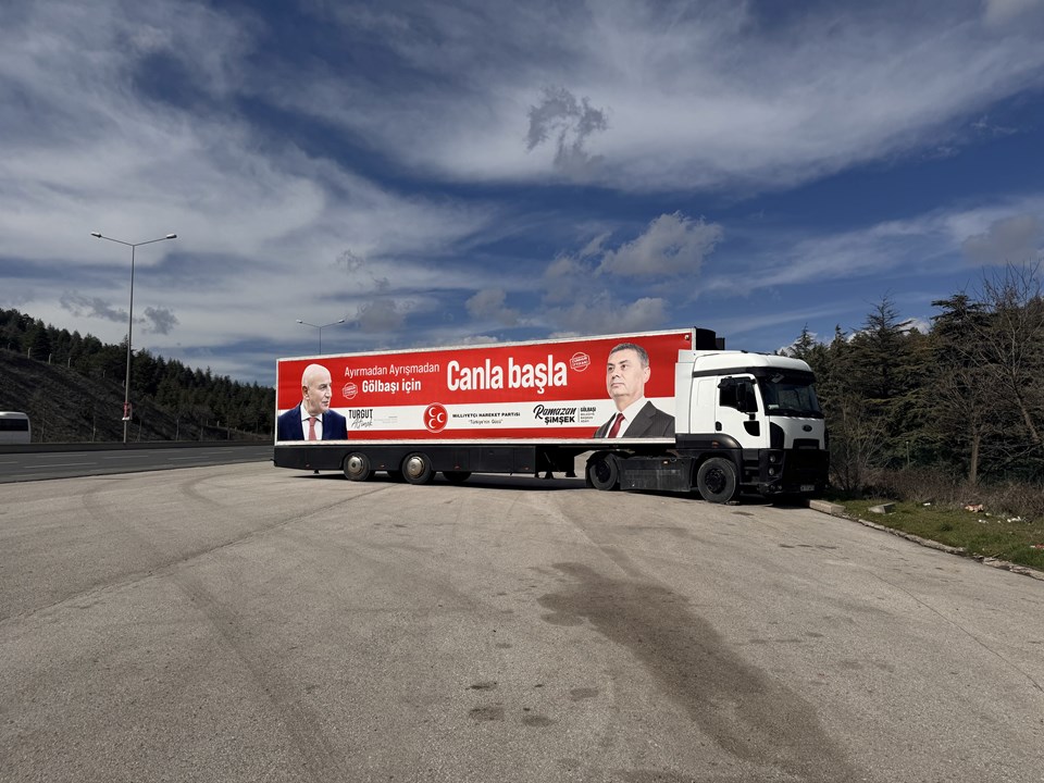 Yerel seçim kampanyaları: Araçlar billboard gibi kullanıldı - 1