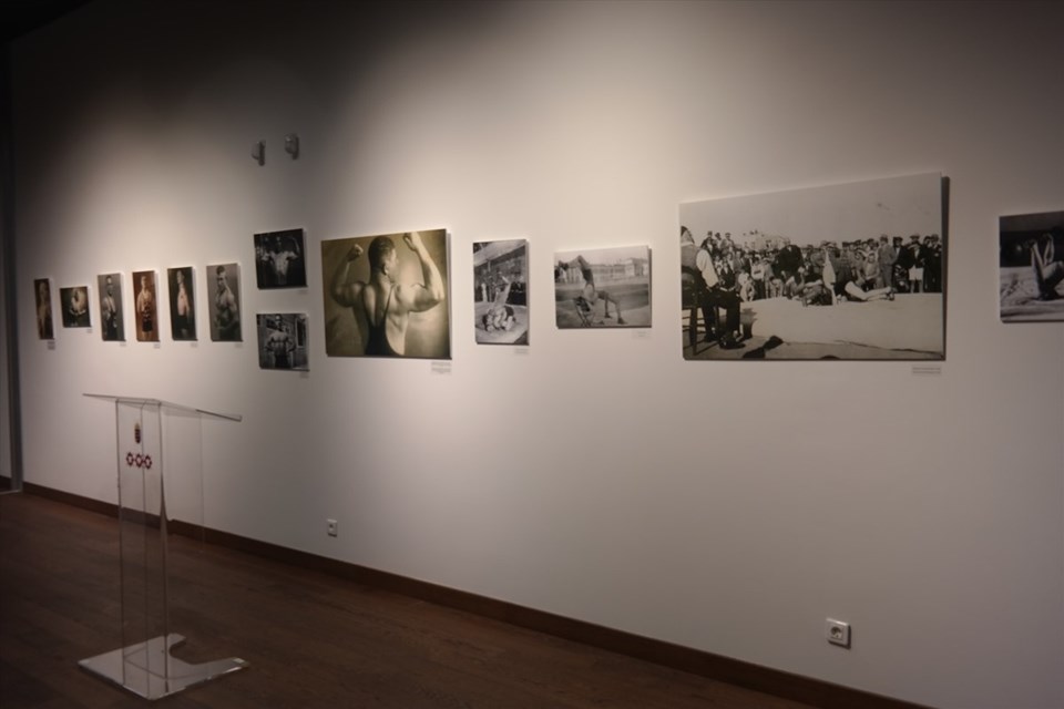 Atatürk'ün kürek çekerken görüldüğü fotoğraflar Macaristan'dan İstanbul'a geldi - 2